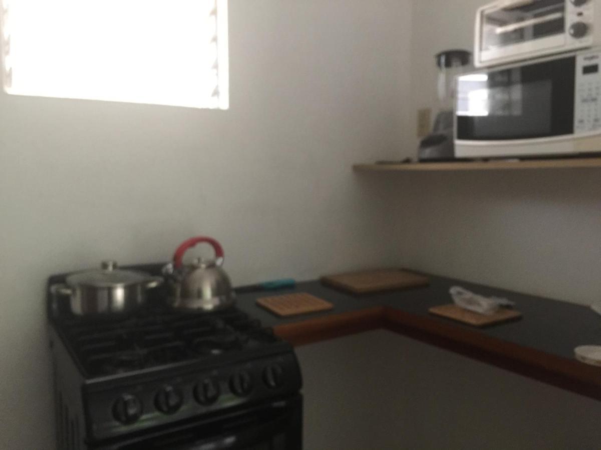Ancella'S Garden Apartment-Beach-5Min Drive, 1 Hr Montego Bay, 25 Mins Ocho Rios, Continental Breakfast Runaway Bay Exterior foto